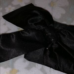 Steve Madden black satin clutch